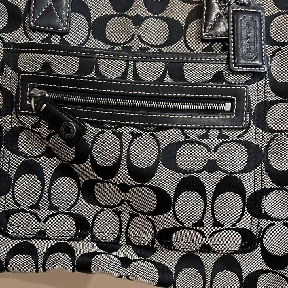 Coach purse black with canvas and leather - Picture 2 of 8
